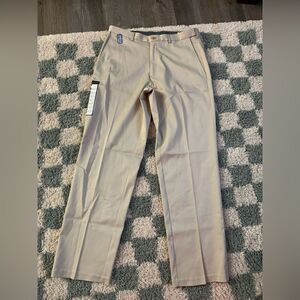 NWT Haggar Dress Pant Classic Fit Premium Casual Pant Khaki Tan Size 34 x 32 New